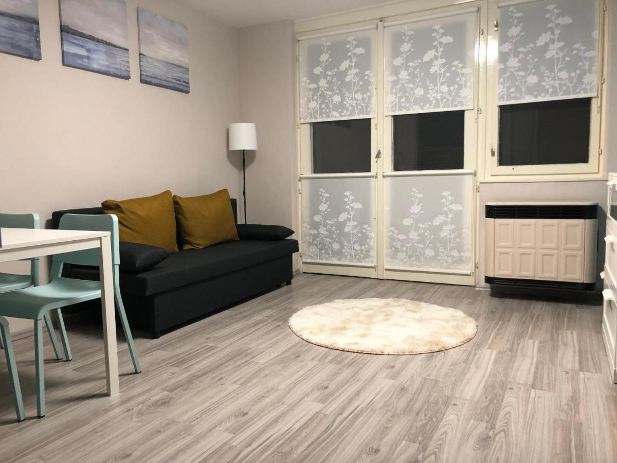 Happy Bunnies Apartman I - Gunarasfurdo Dombóvár Eksteriør bilde